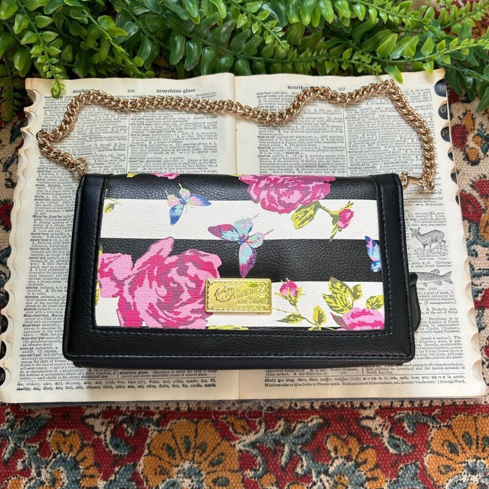 Betsey Johnson 'Luv Betsey' Purse 💋